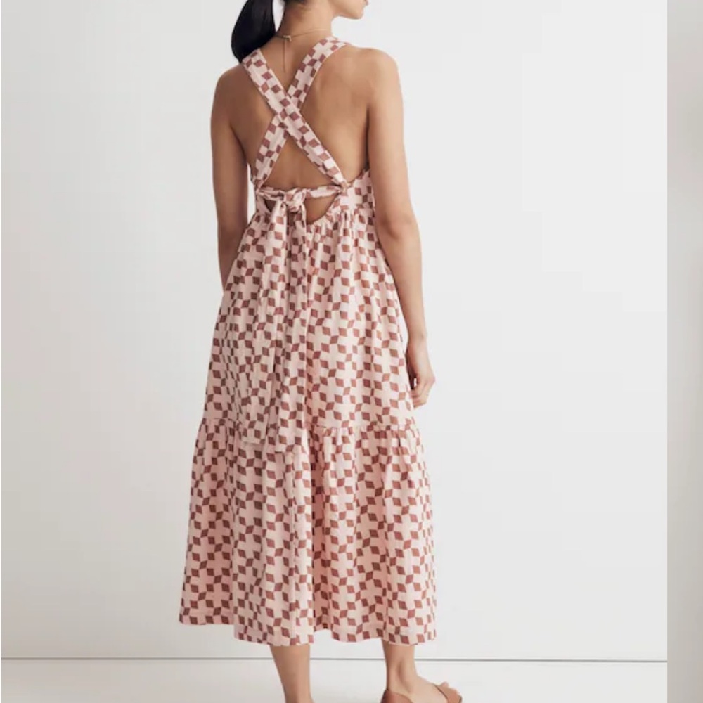 Madewell Cicely Tiered Midi Dress in Geo
Checkerboard Pink Oyster Size 10 - Picture 3 of 12